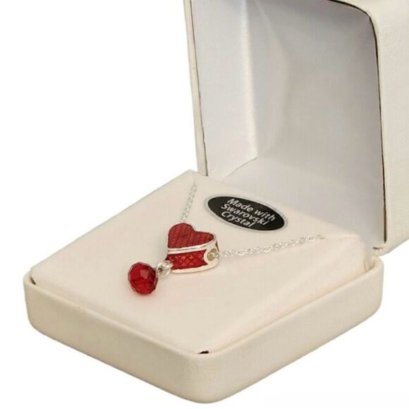 🎁heart shaped Swarovski Crystal Ruby red necklace pendant 💥 - Picture 5 of 7